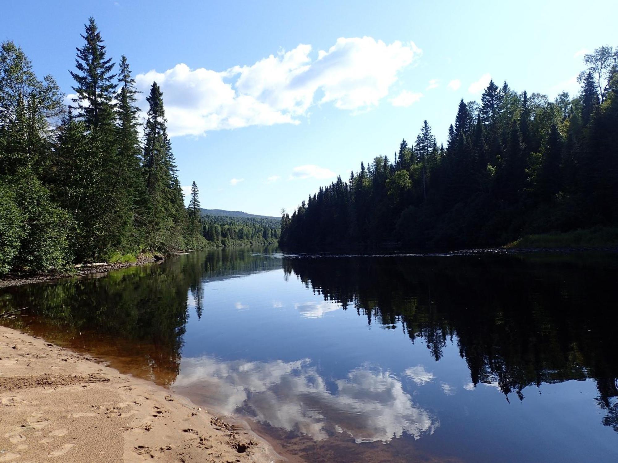 Domaine Le Bostonnais - Le Village En Bois Rond La Tuque Luaran gambar