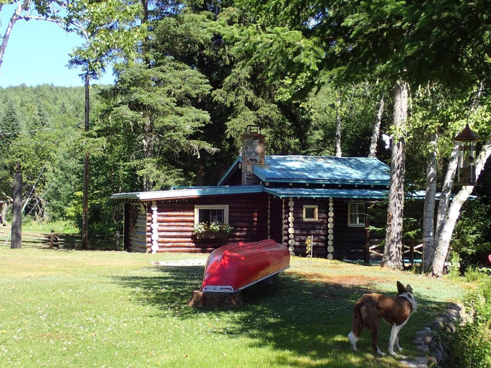 Domaine Le Bostonnais - Le Village En Bois Rond La Tuque Bilik gambar
