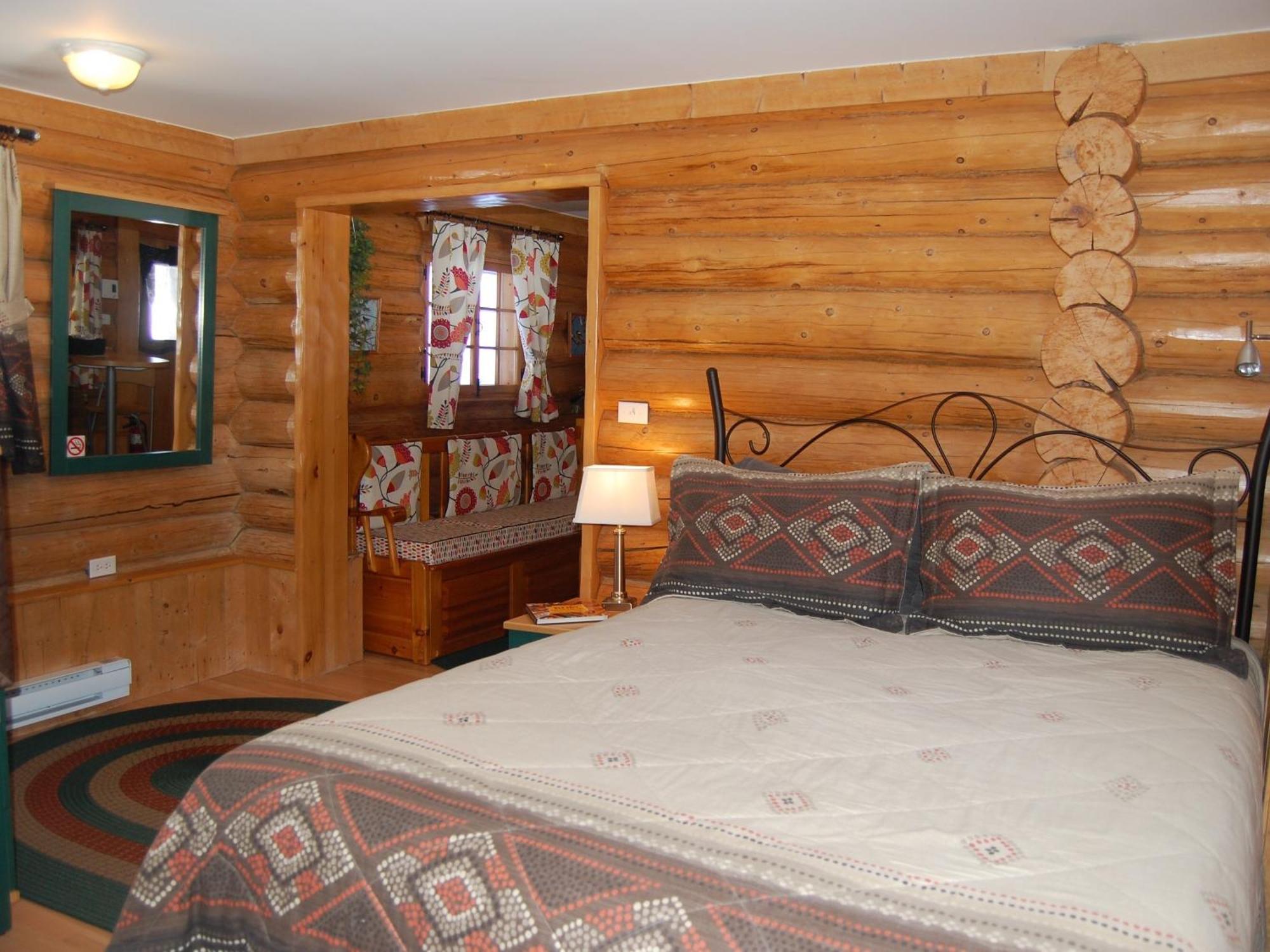 Domaine Le Bostonnais - Le Village En Bois Rond La Tuque Bilik gambar