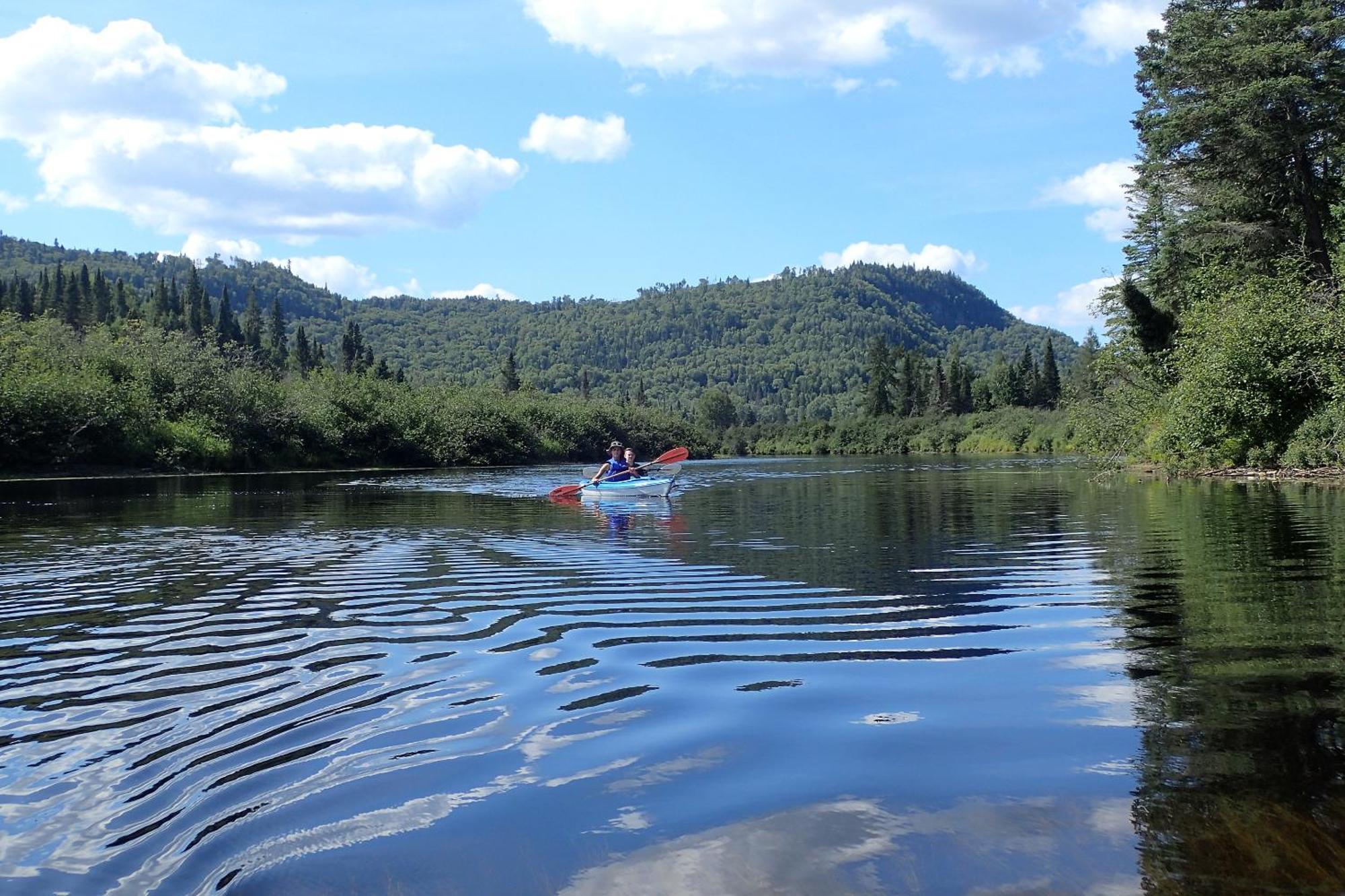 Domaine Le Bostonnais - Le Village En Bois Rond La Tuque Luaran gambar